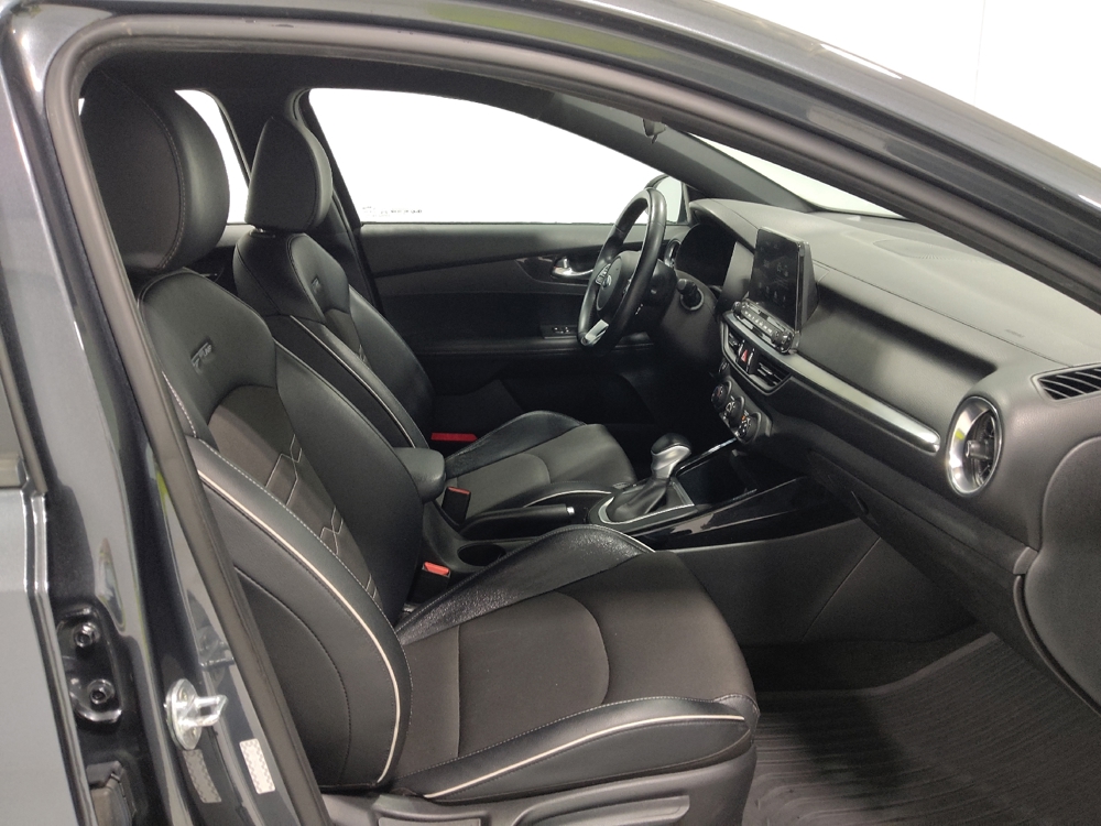 2021 Kia Forte GT-Line - Photo 16