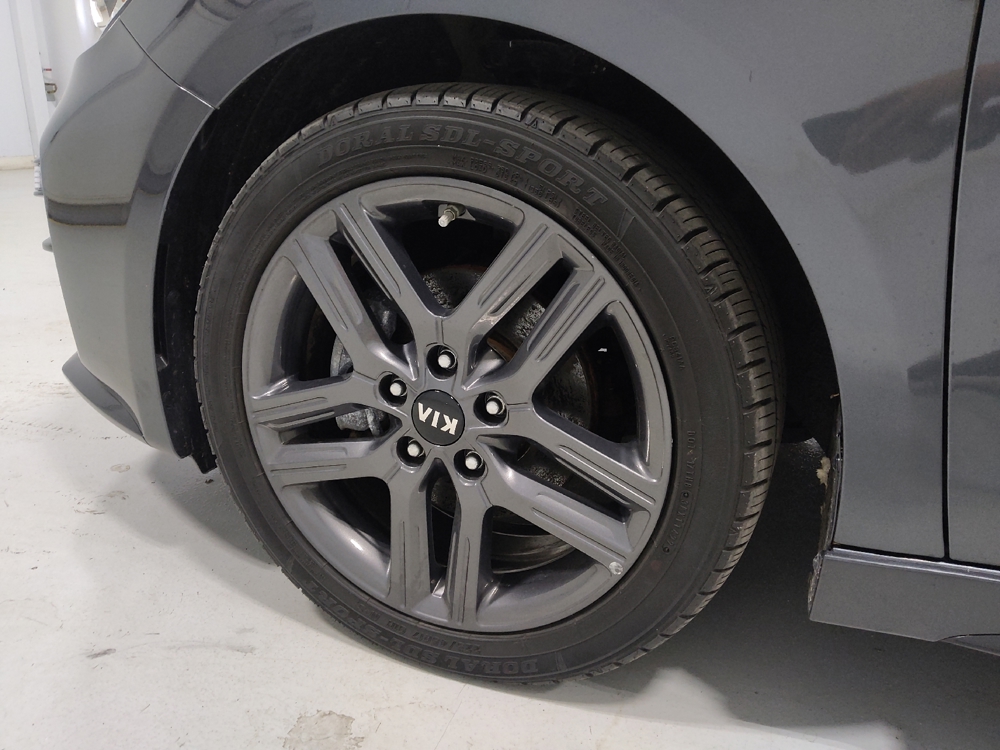 2021 Kia Forte GT-Line - Photo 24