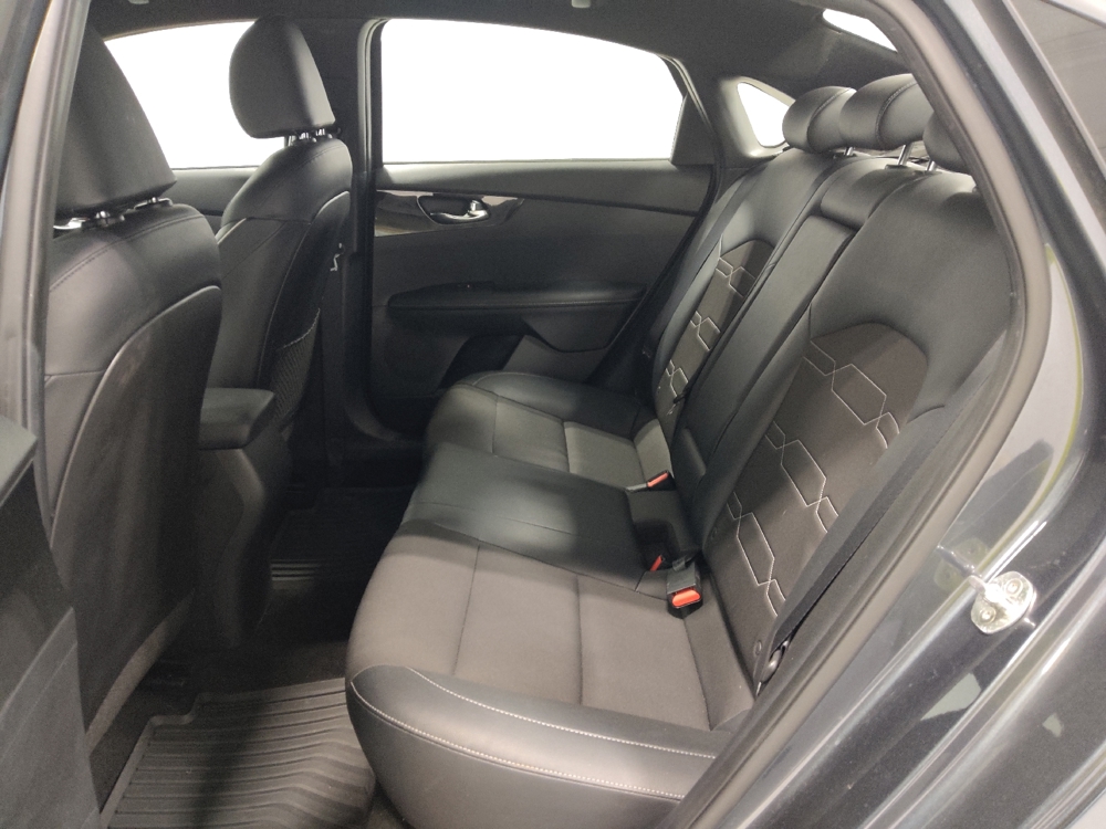 2021 Kia Forte GT-Line - Photo 14