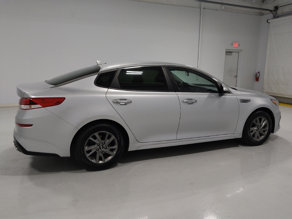2019 Kia Optima LX - Photo 8