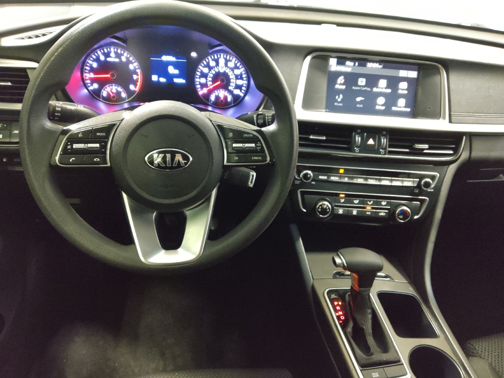 2019 Kia Optima LX - Photo 17