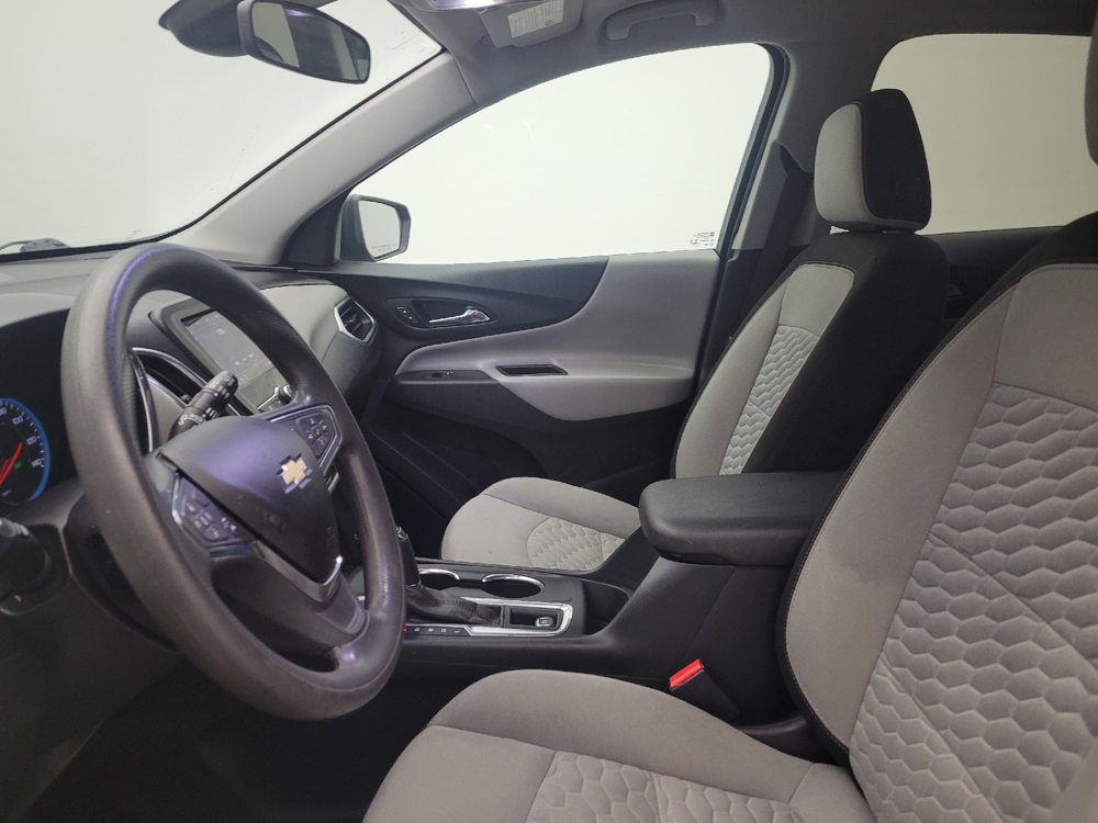 2021 Chevrolet Equinox LS - Photo 13