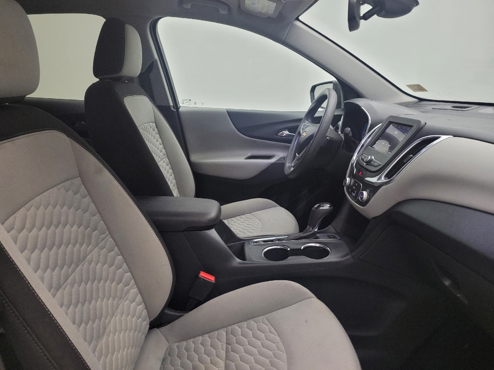2021 Chevrolet Equinox LS - Photo 16