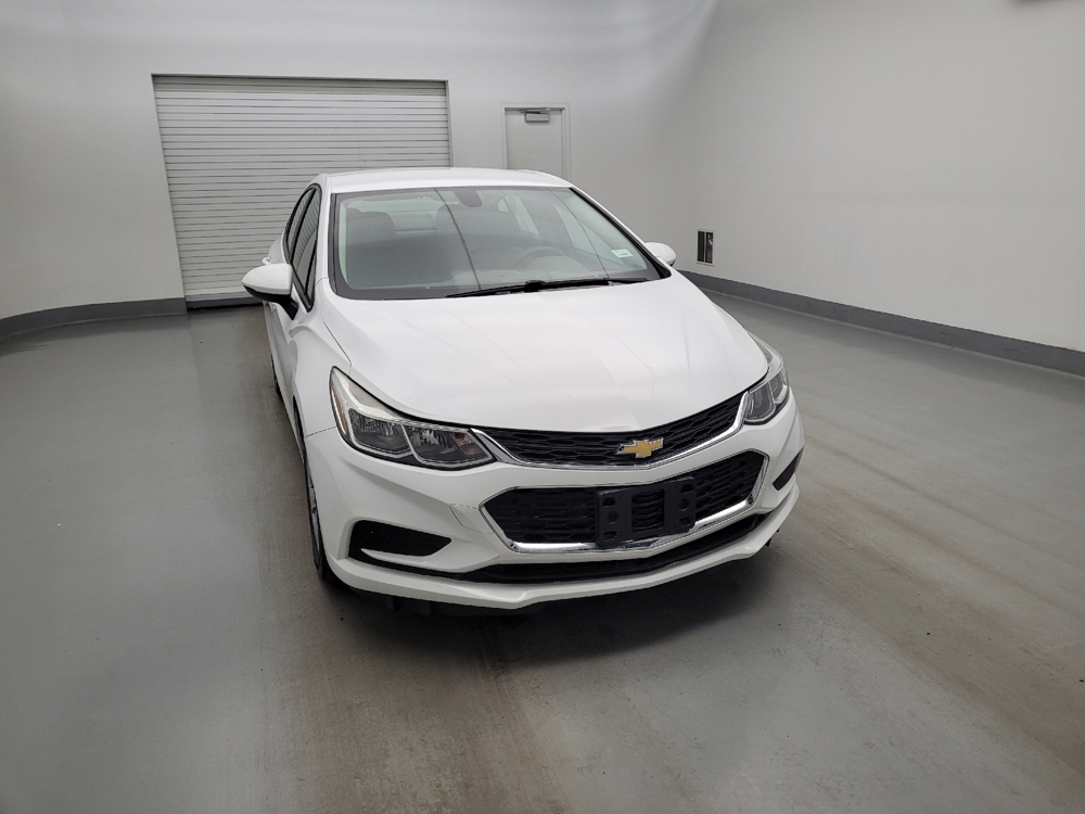 2018 Chevrolet Cruze LS - Photo 11
