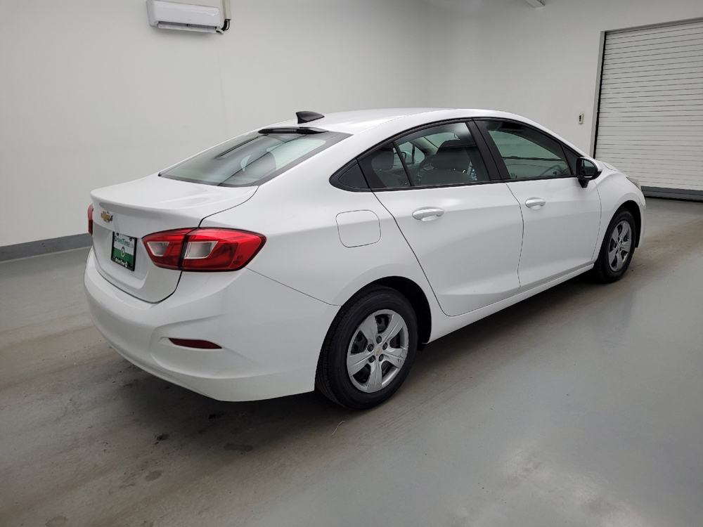 2018 Chevrolet Cruze LS - Photo 8