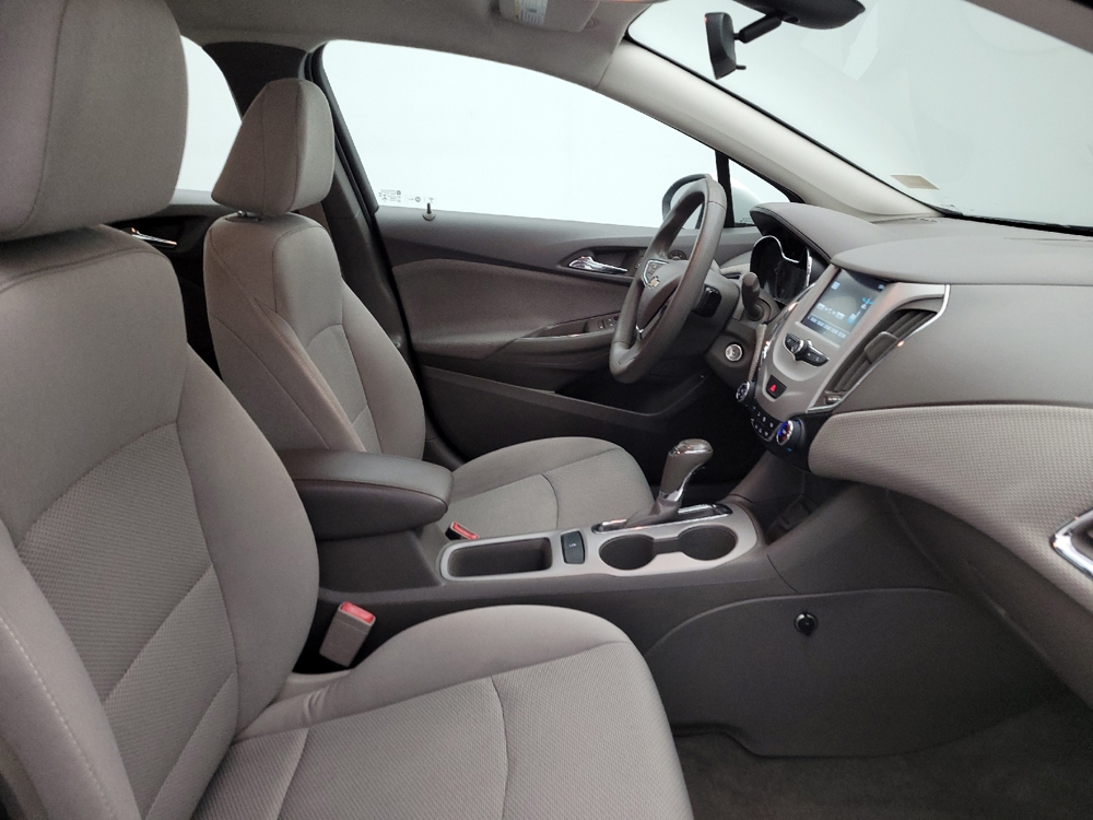 2018 Chevrolet Cruze LS - Photo 16