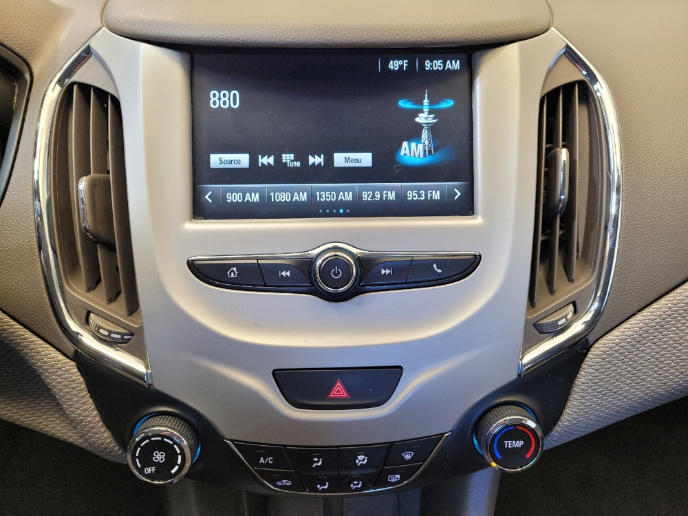 2018 Chevrolet Cruze LS - Photo 19