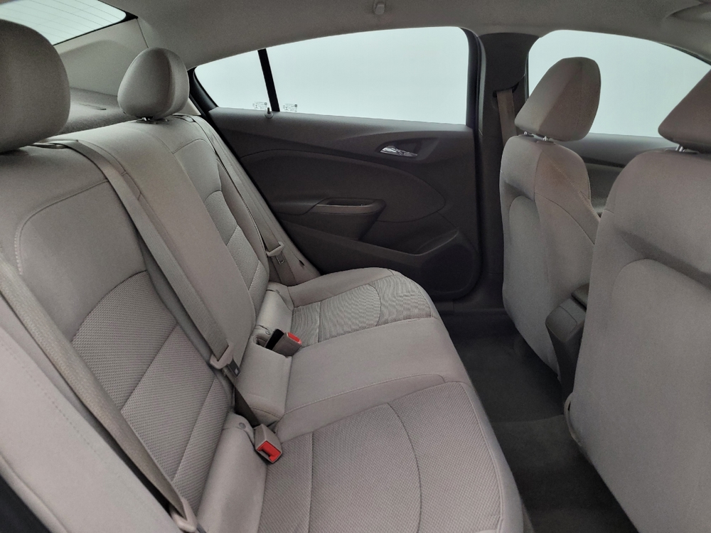 2018 Chevrolet Cruze LS - Photo 15