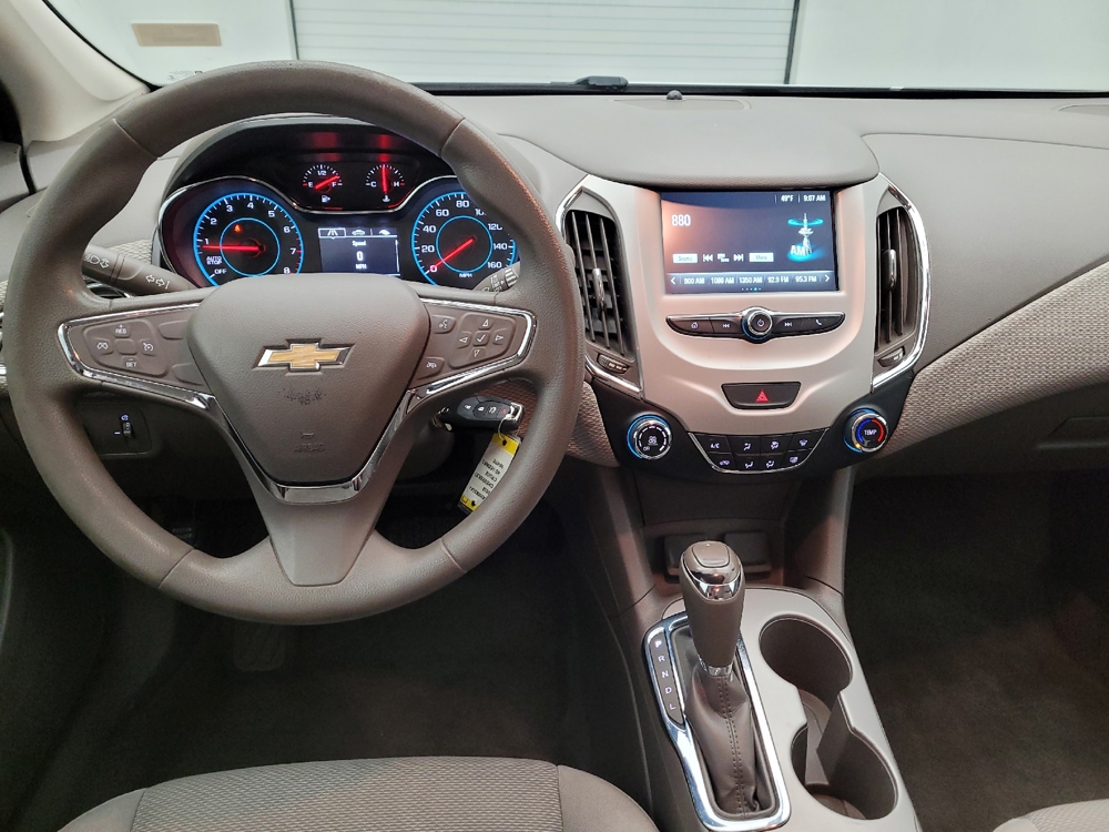 2018 Chevrolet Cruze LS - Photo 17