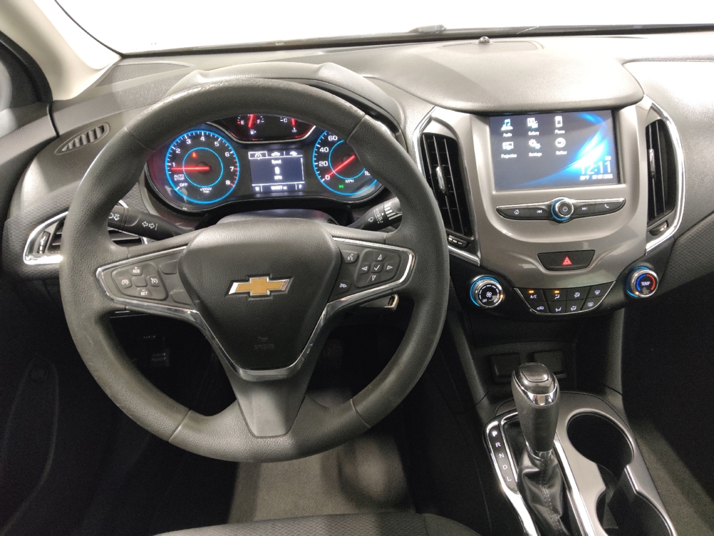 2018 Chevrolet Cruze LT - Photo 17
