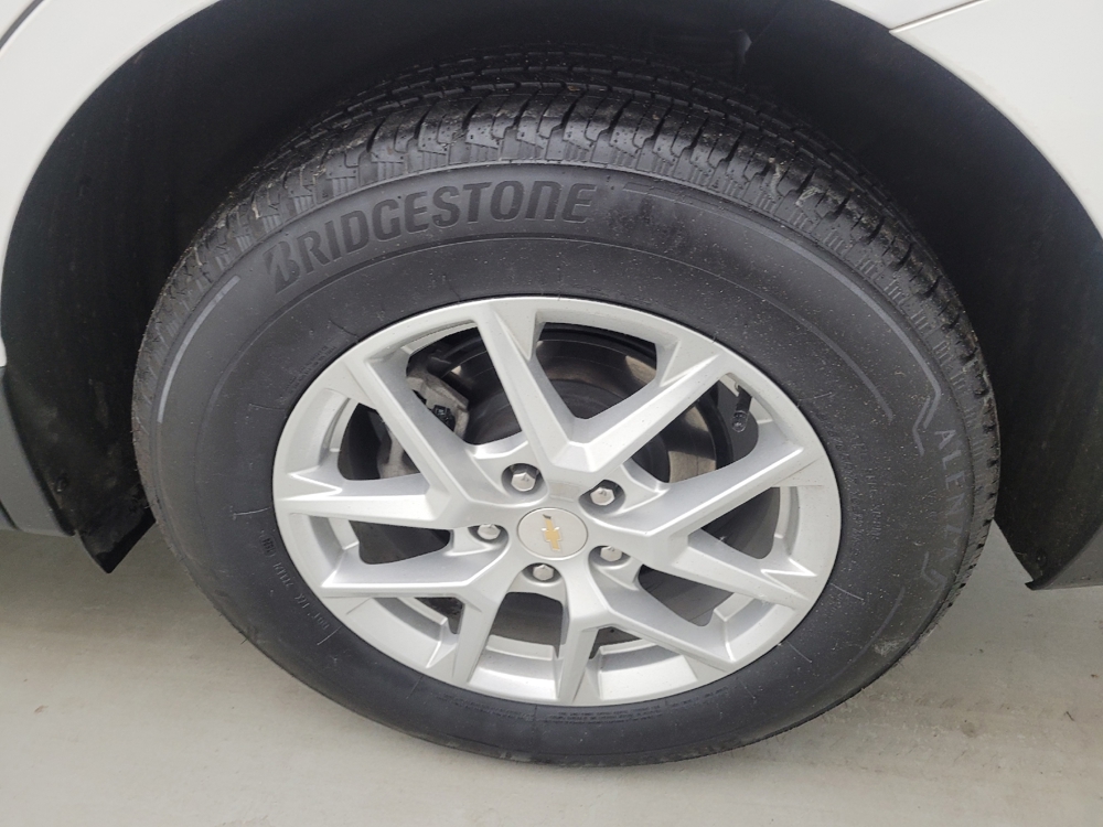 2024 Chevrolet Equinox LT - Photo 24