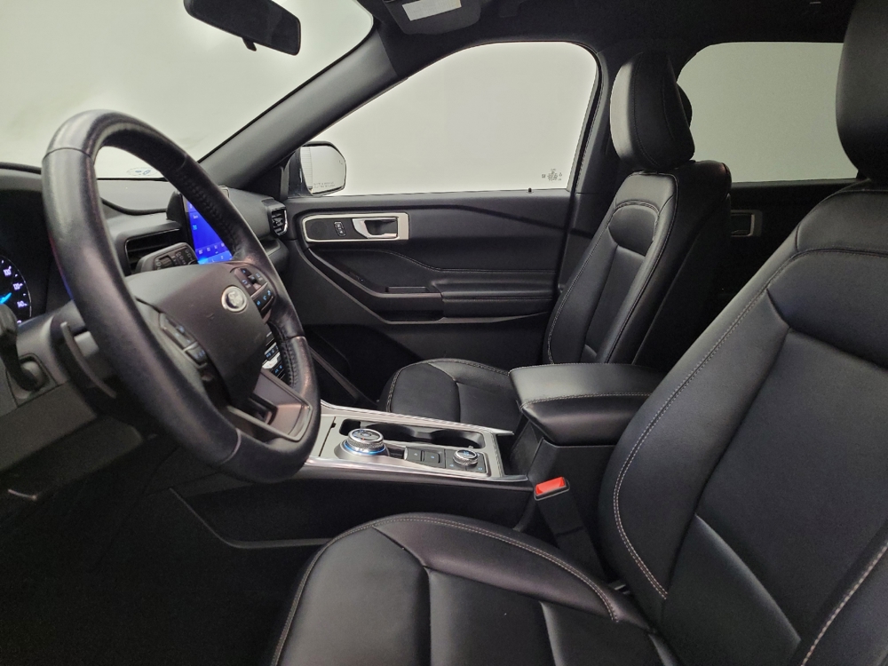 2020 Ford Explorer XLT - Photo 13