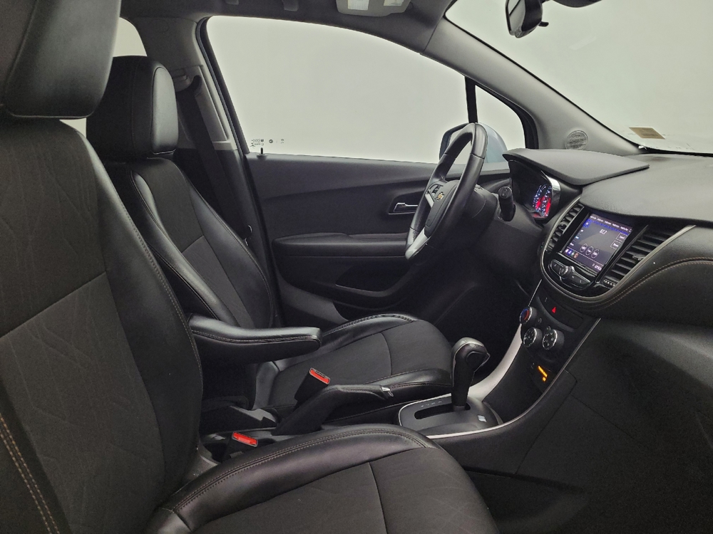 2020 Chevrolet Trax LT - Photo 16