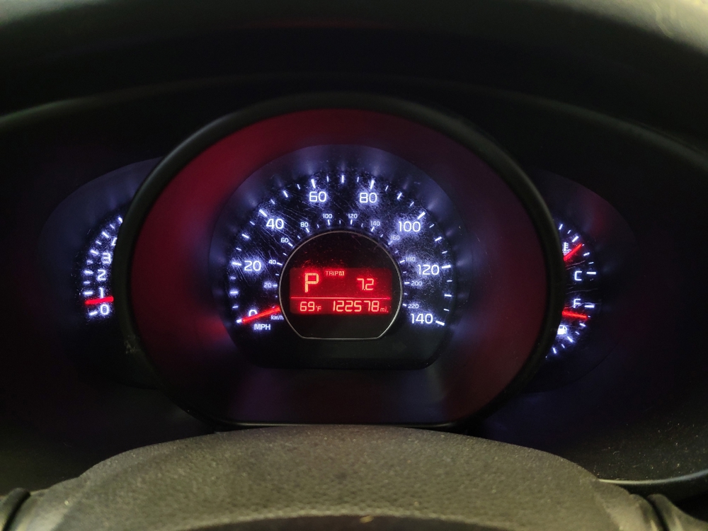 2015 Kia Soul + - Photo 18