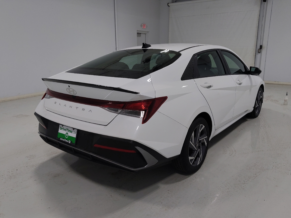 2025 Hyundai Elantra SEL - Photo 7