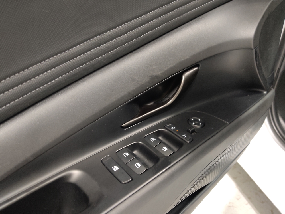 2025 Hyundai Elantra SEL - Photo 21