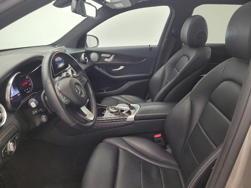 2019 Mercedes-Benz GLC GLC300 - Photo 13
