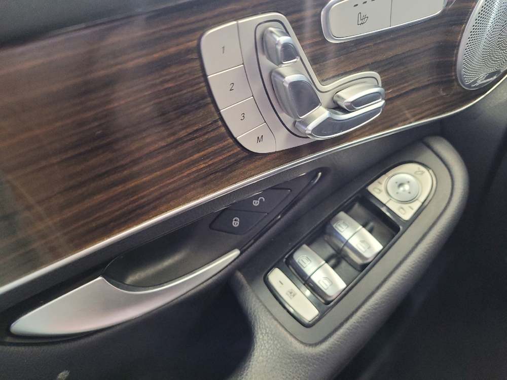 2019 Mercedes-Benz GLC GLC300 - Photo 21