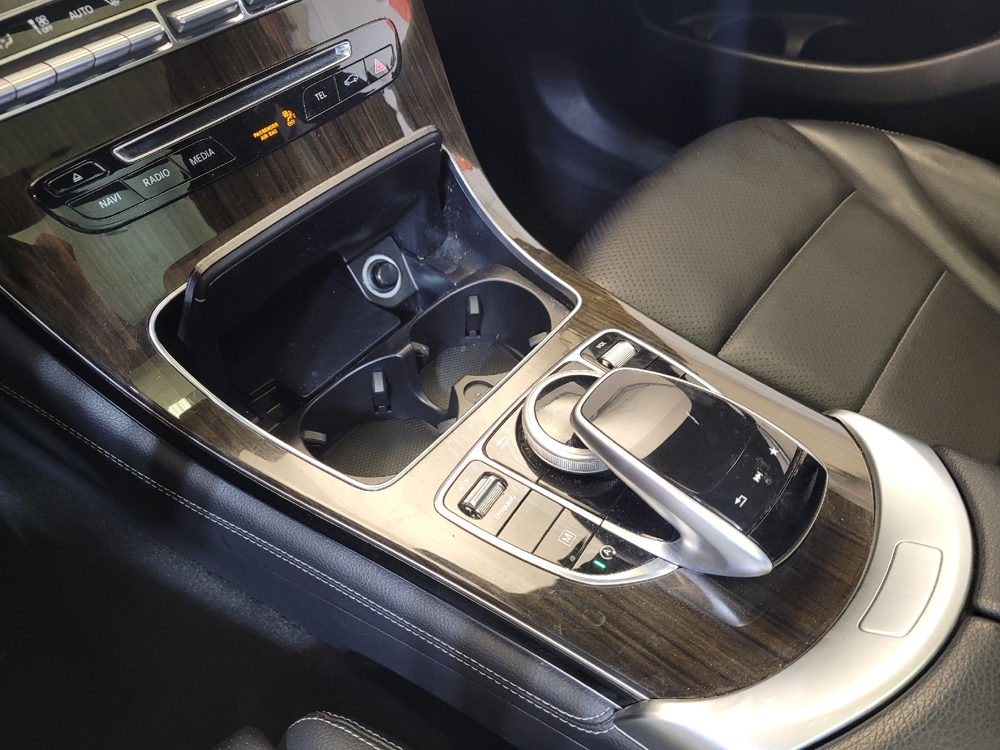 2019 Mercedes-Benz GLC GLC300 - Photo 20