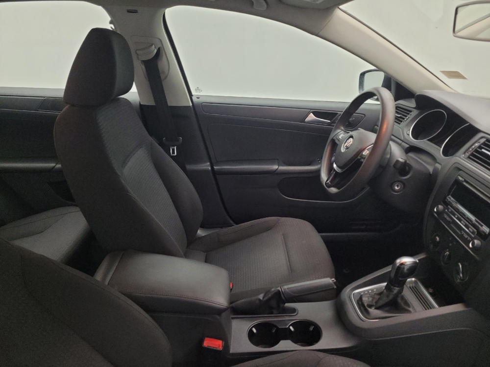 2015 Volkswagen Jetta S - Photo 16