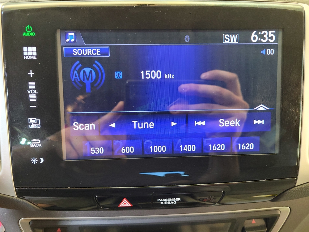 2016 Honda Pilot EX - Photo 19