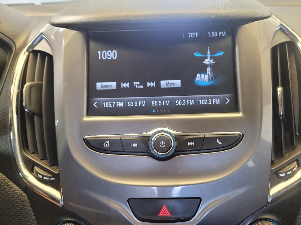 2017 Chevrolet Cruze LT - Photo 19