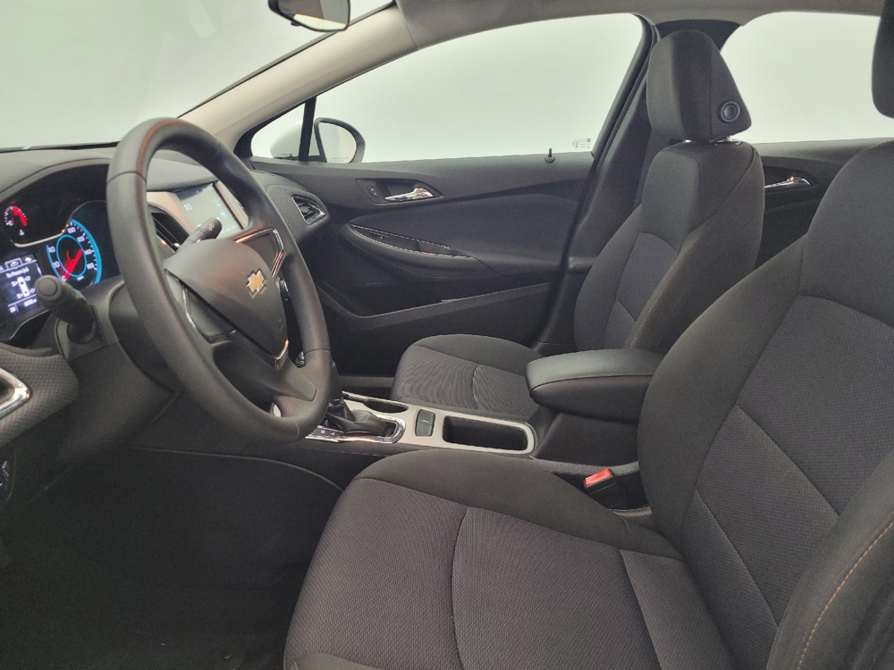 2017 Chevrolet Cruze LS - Photo 13