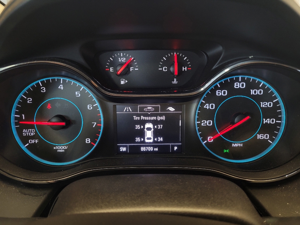 2017 Chevrolet Cruze LS - Photo 18