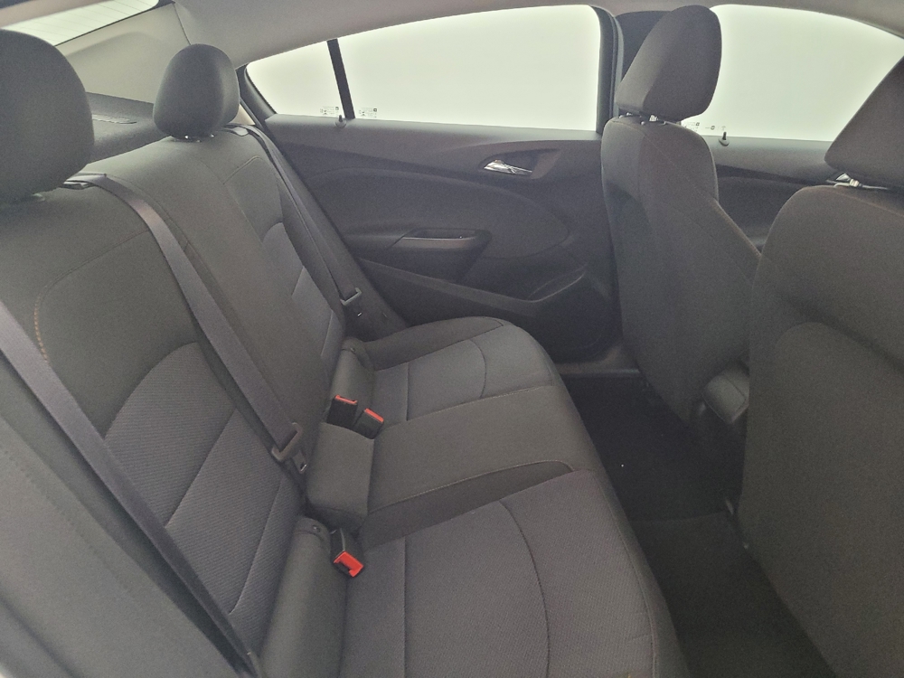 2017 Chevrolet Cruze LS - Photo 15