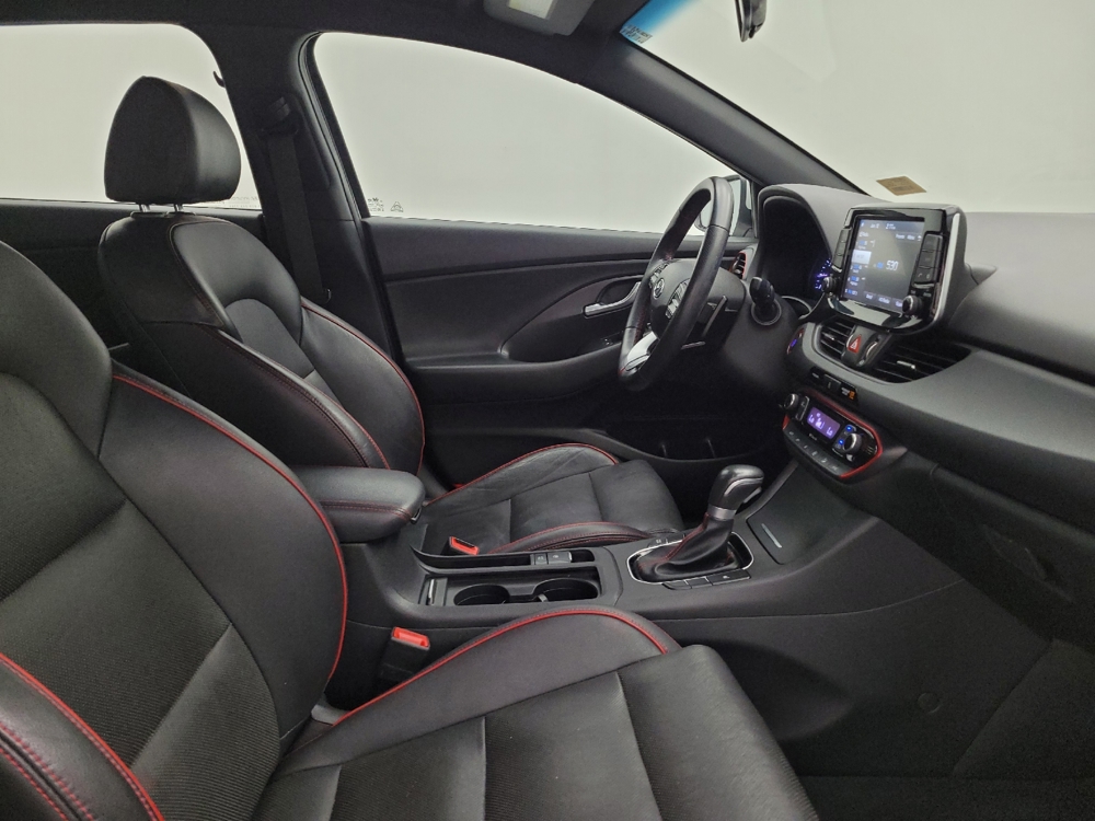 2018 Hyundai Elantra GT GT Sport - Photo 16