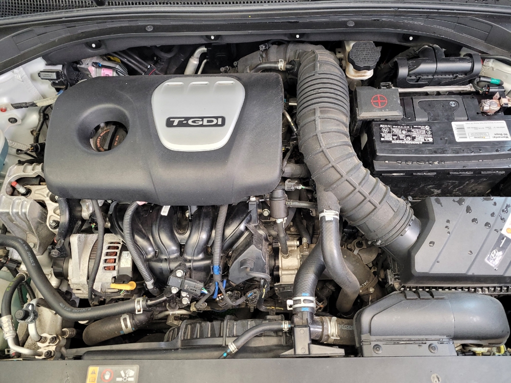 2018 Hyundai Elantra GT GT Sport - Photo 23