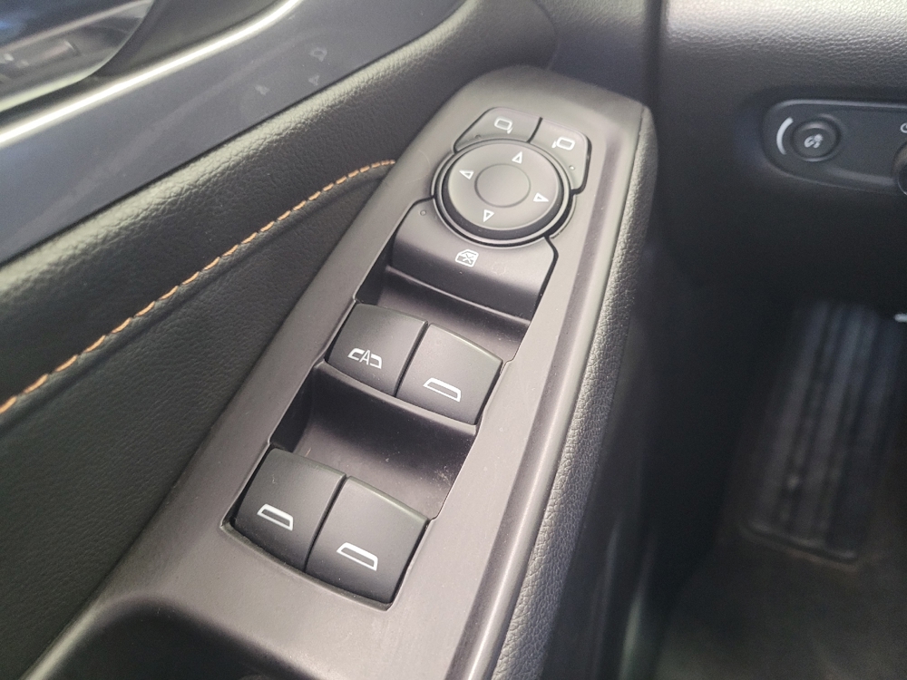 2019 Chevrolet Traverse 1LT - Photo 21