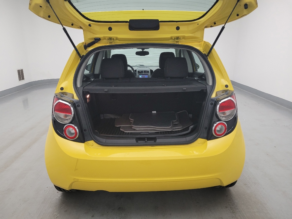2015 Chevrolet Sonic LT - Photo 22