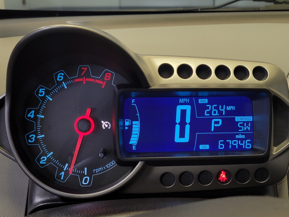 2015 Chevrolet Sonic LT - Photo 18