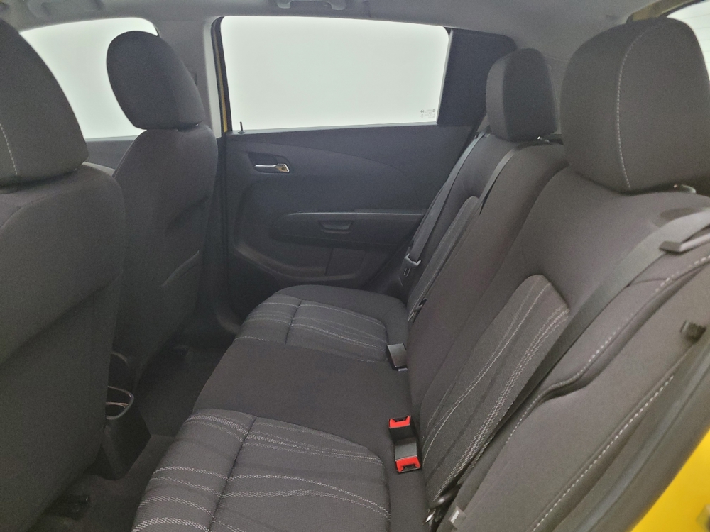 2015 Chevrolet Sonic LT - Photo 14