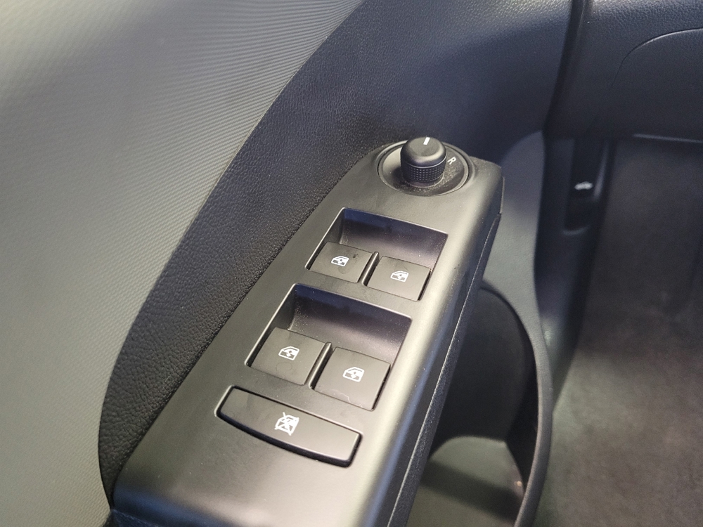 2015 Chevrolet Sonic LT - Photo 21