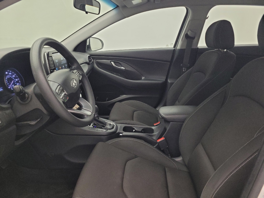 2019 Hyundai Elantra GT GT - Photo 13