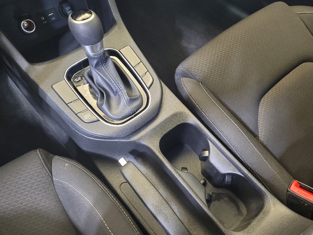 2019 Hyundai Elantra GT GT - Photo 20