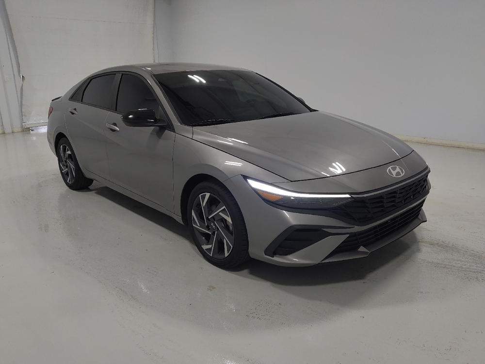 2025 Hyundai Elantra SEL - Photo 10