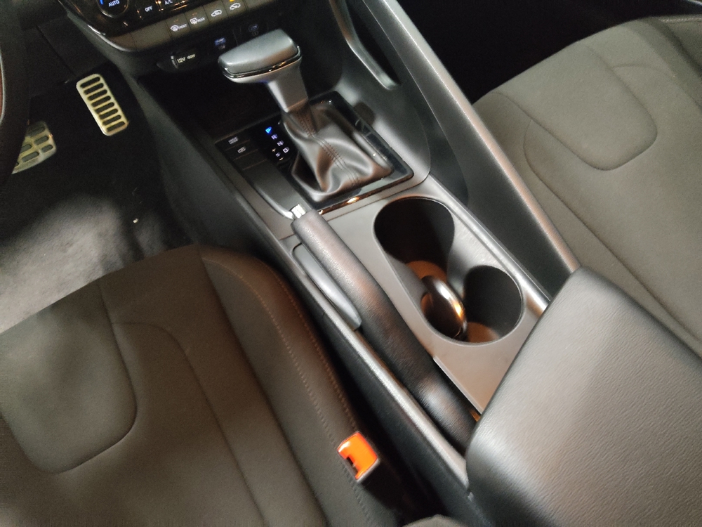 2025 Hyundai Elantra SEL - Photo 20