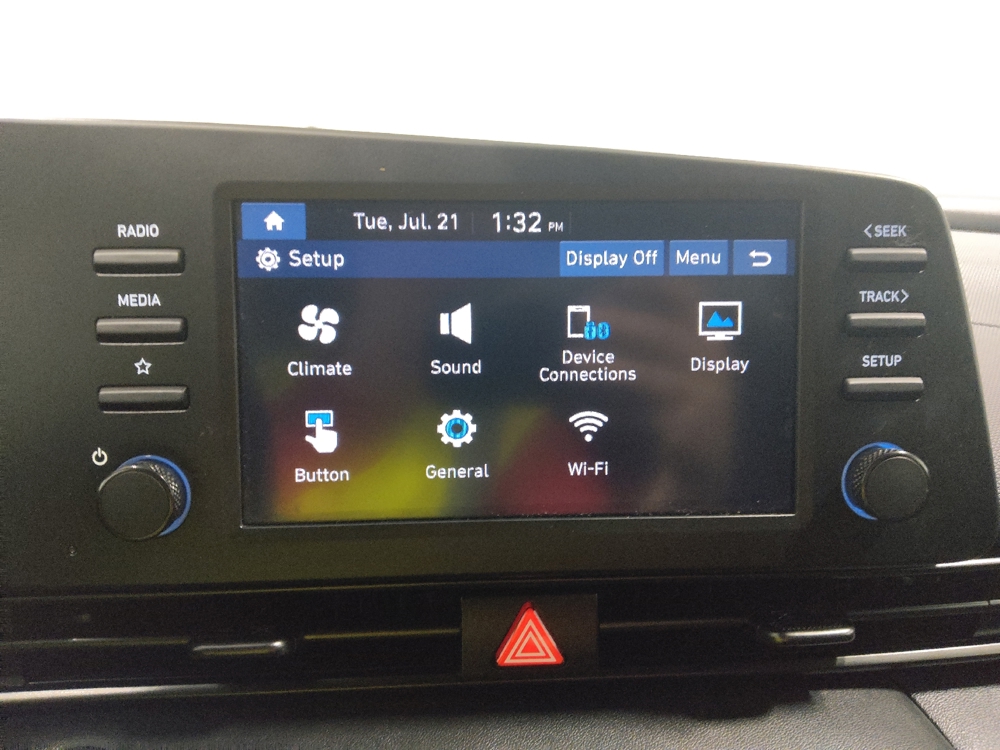 2025 Hyundai Elantra SEL - Photo 19