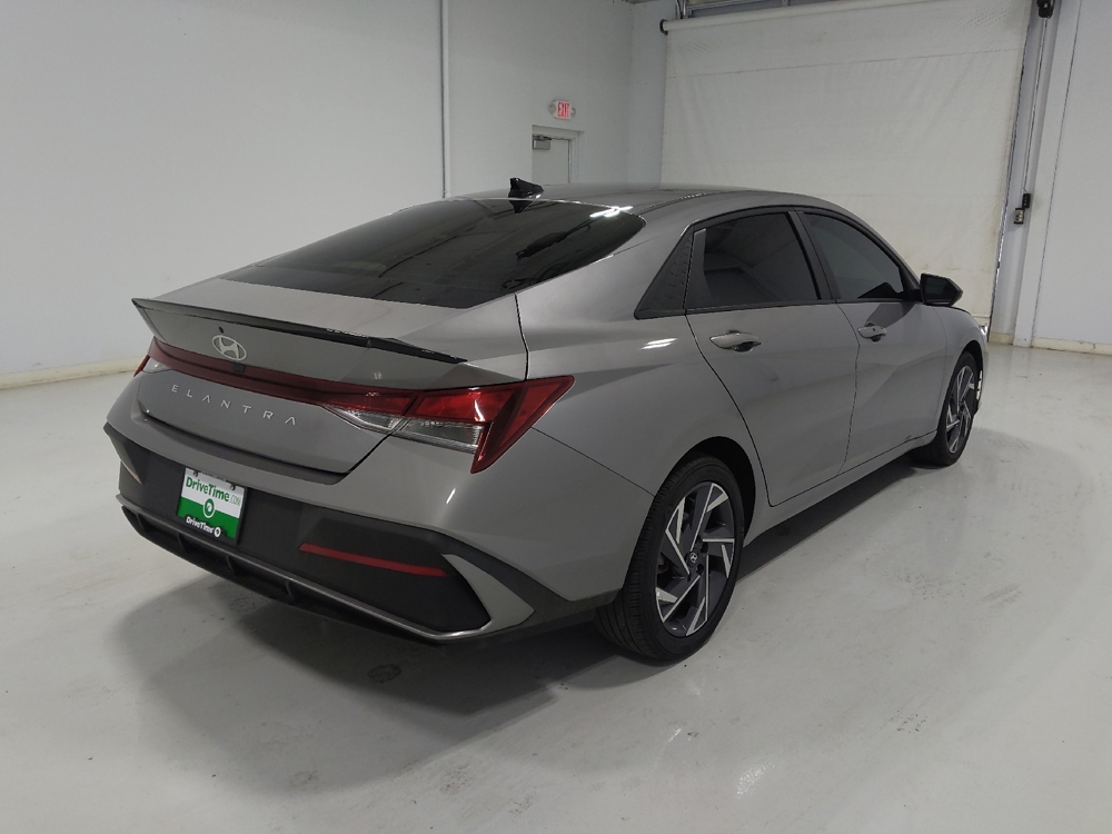 2025 Hyundai Elantra SEL - Photo 7
