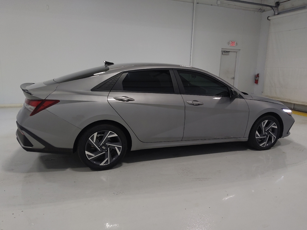 2025 Hyundai Elantra SEL - Photo 8
