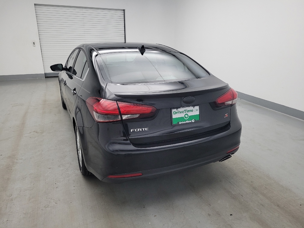 2017 Kia Forte S - Photo 5