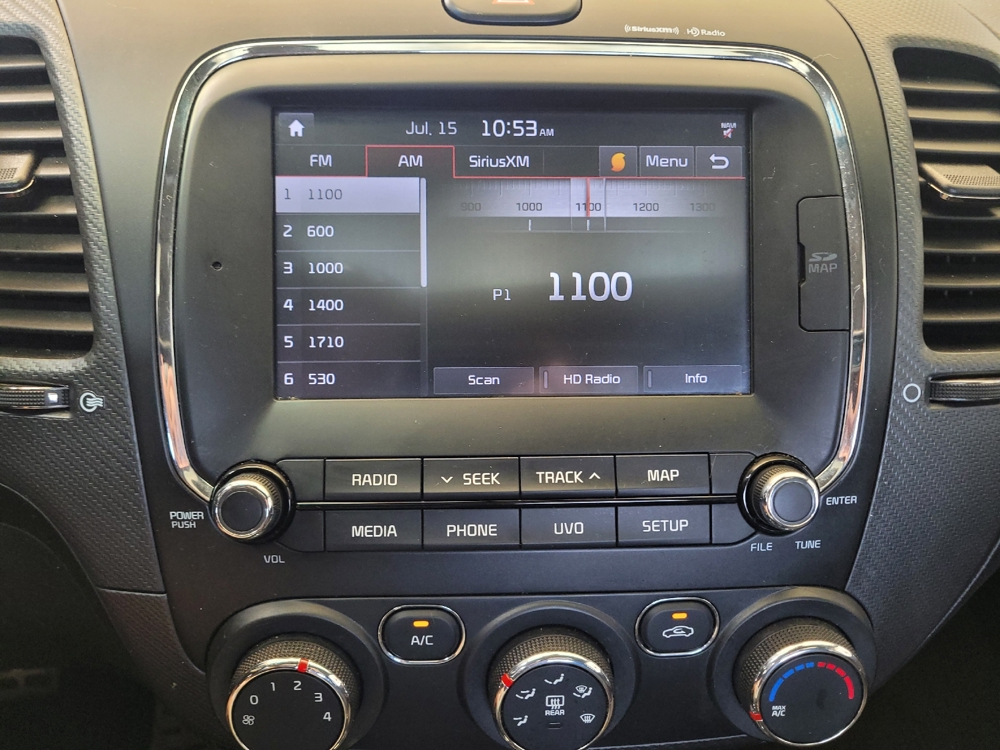 2017 Kia Forte S - Photo 19