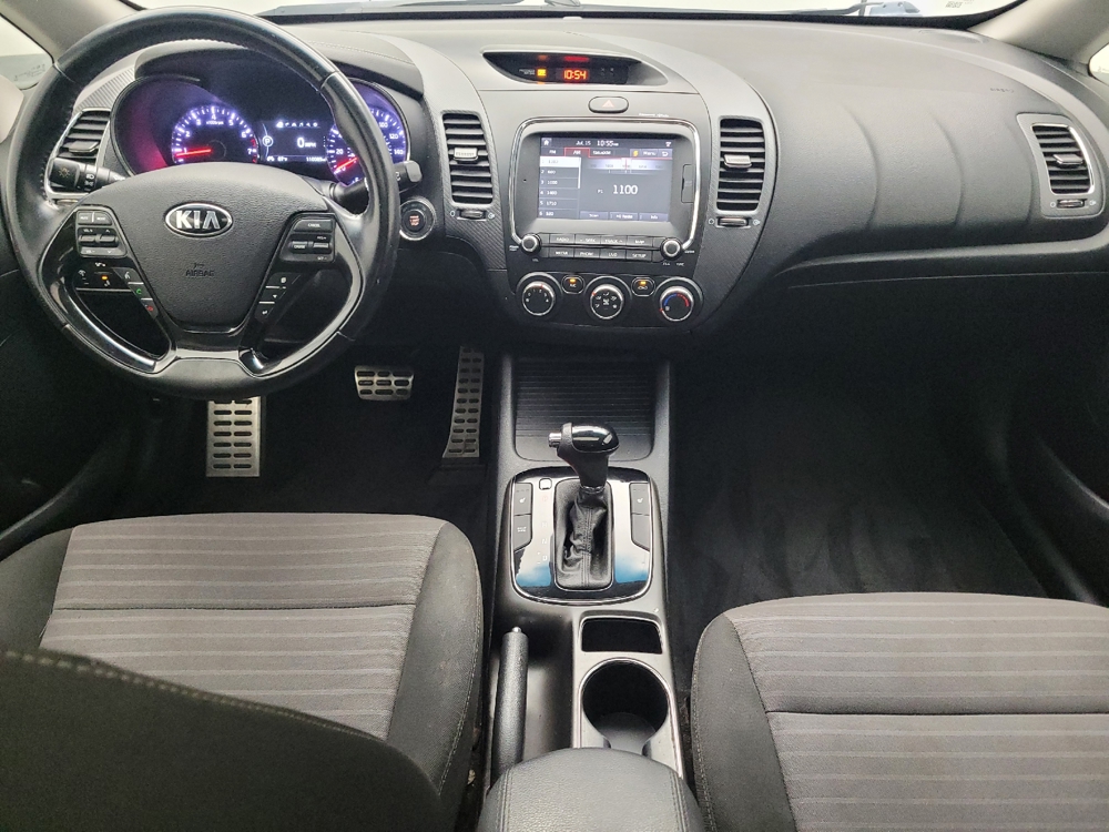 2017 Kia Forte S - Photo 17