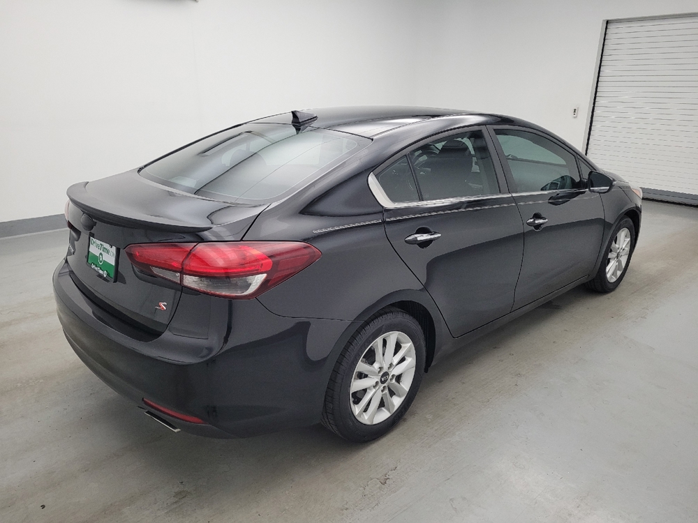 2017 Kia Forte S - Photo 8