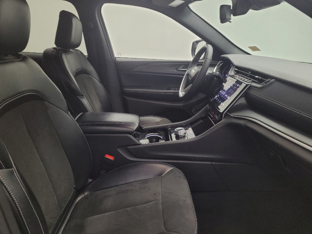2023 Jeep Grand Cherokee L Altitude - Photo 16