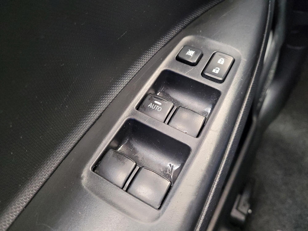 2021 Mitsubishi Mirage 21