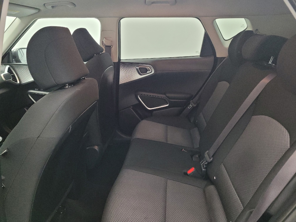 2020 Kia Soul LX - Photo 14